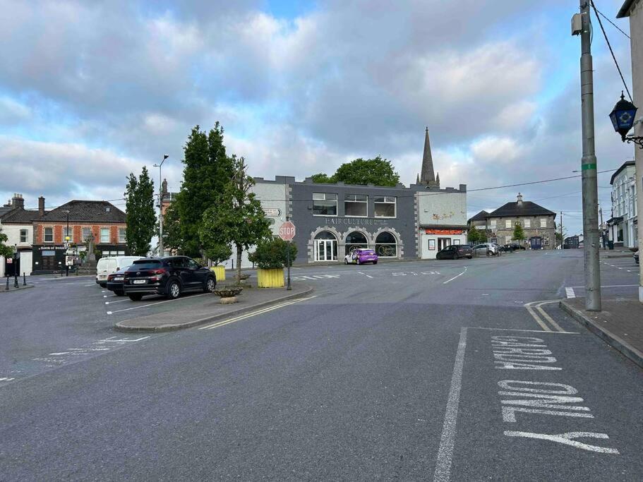 - Clonlyne House Oldcastle